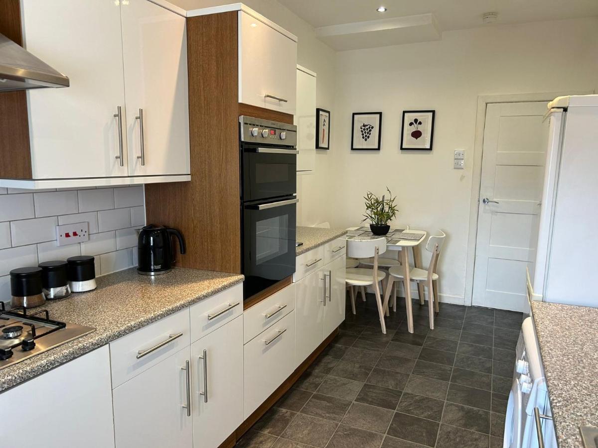 Light And Spacious Highcross Apartment Poulton-le-Fylde Dış mekan fotoğraf