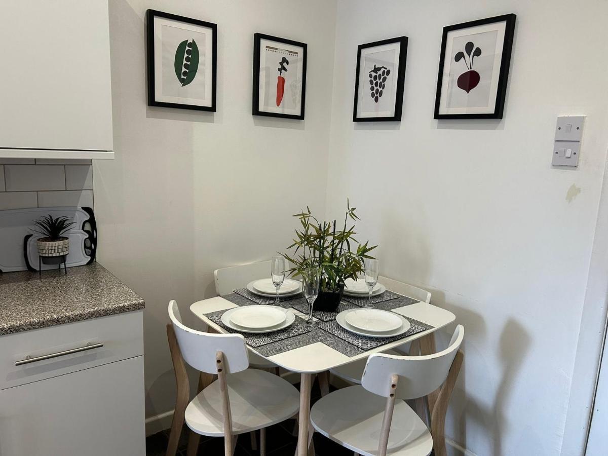 Light And Spacious Highcross Apartment Poulton-le-Fylde Dış mekan fotoğraf
