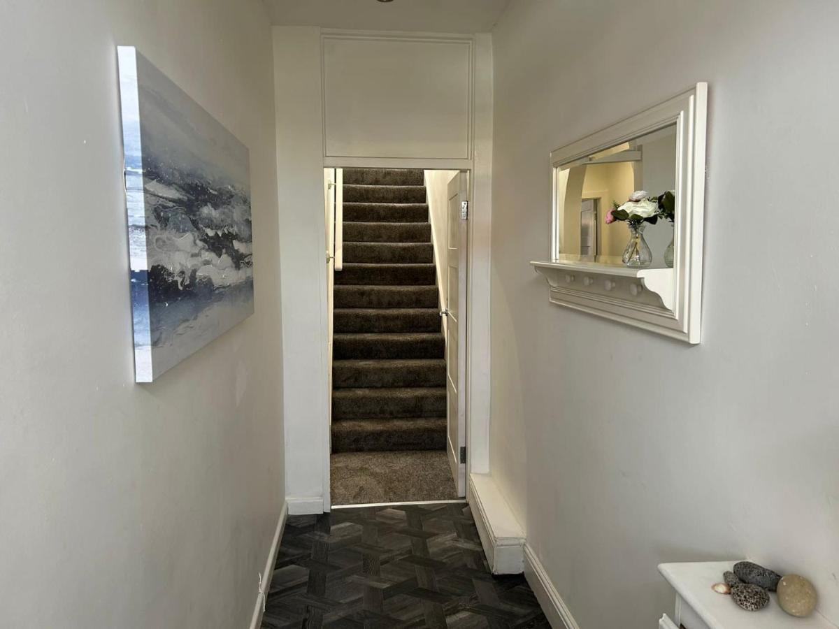 Light And Spacious Highcross Apartment Poulton-le-Fylde Dış mekan fotoğraf