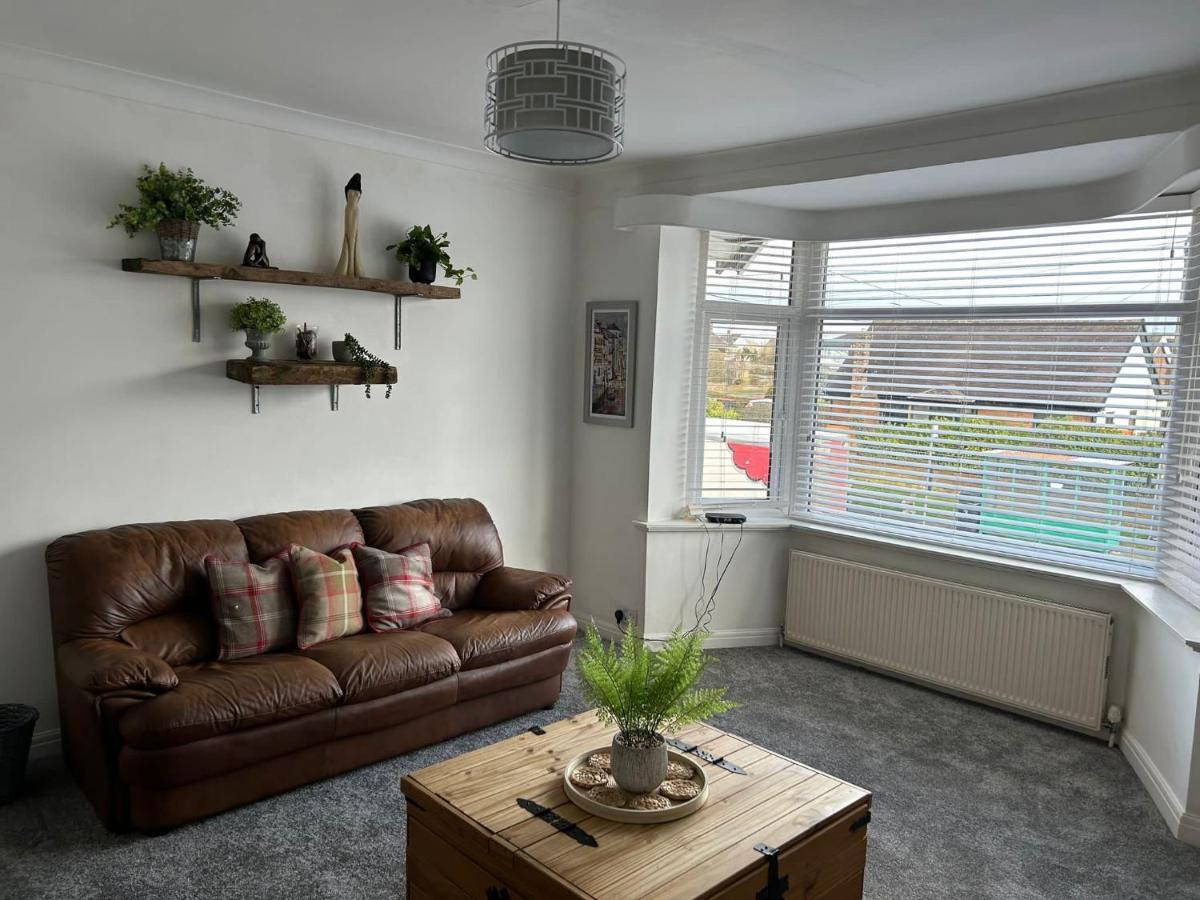 Light And Spacious Highcross Apartment Poulton-le-Fylde Dış mekan fotoğraf