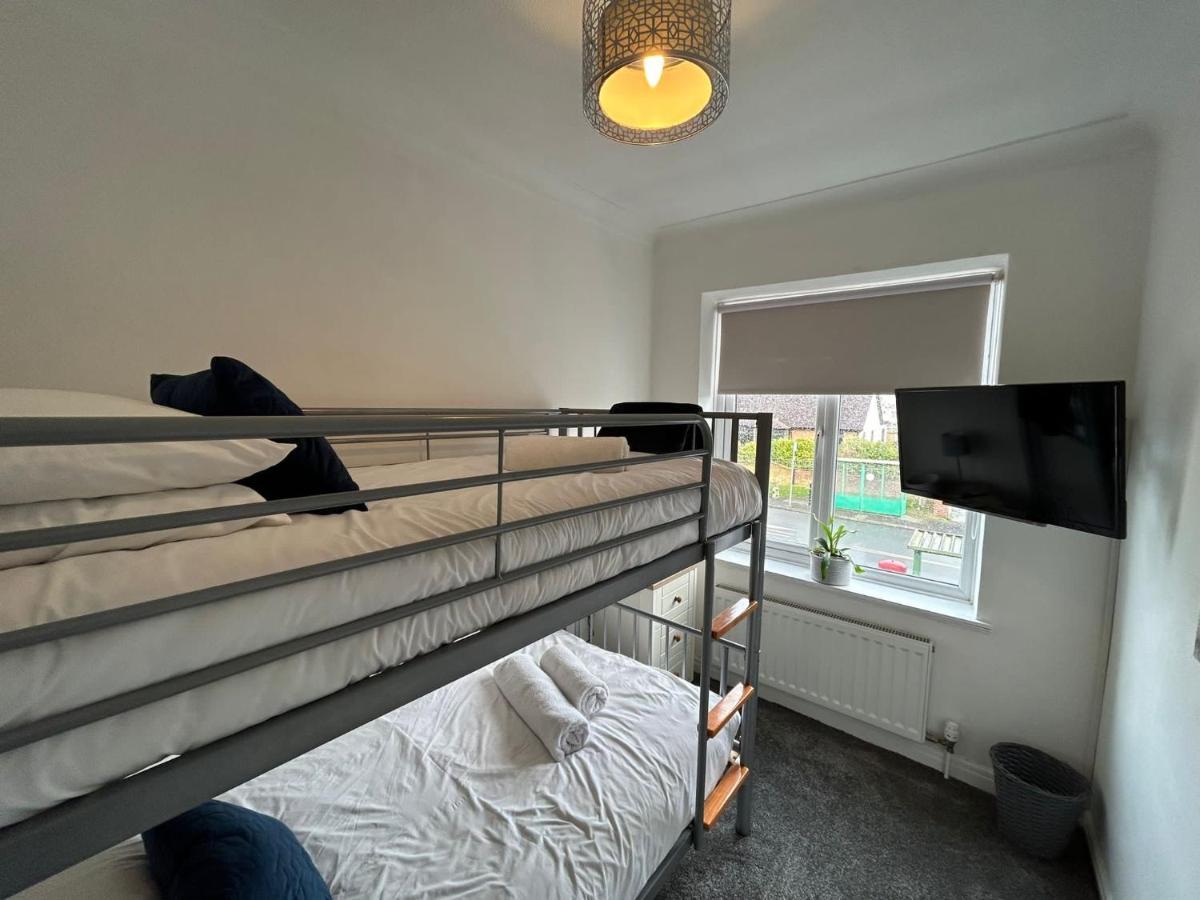 Light And Spacious Highcross Apartment Poulton-le-Fylde Dış mekan fotoğraf