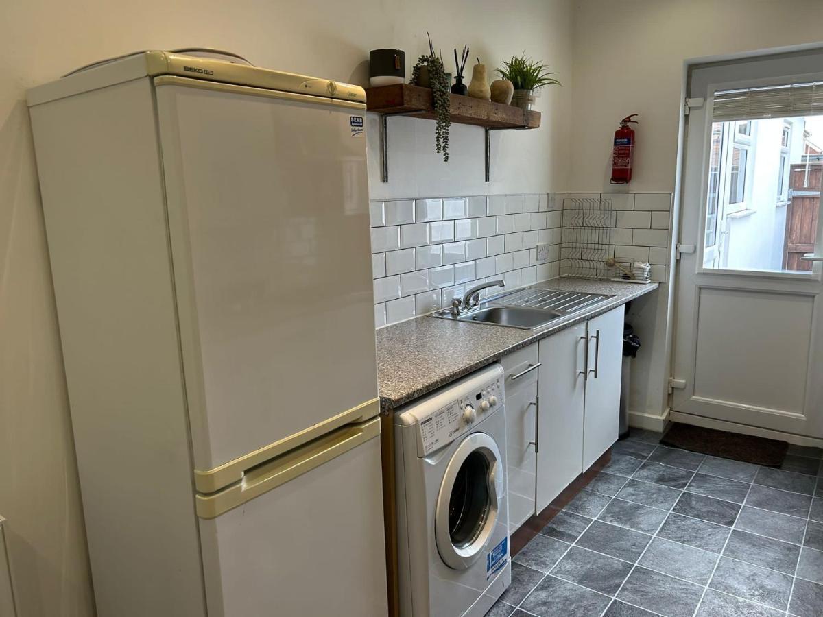 Light And Spacious Highcross Apartment Poulton-le-Fylde Dış mekan fotoğraf